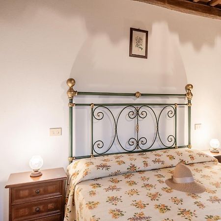 Villa Agriturismo Fadanelli - Il Granaio à Lamporecchio Extérieur photo